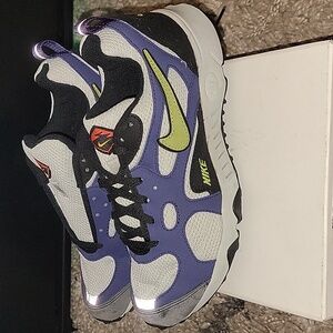 Women's Nike Air Terravore Grey / Pear / Purple Size 9.5